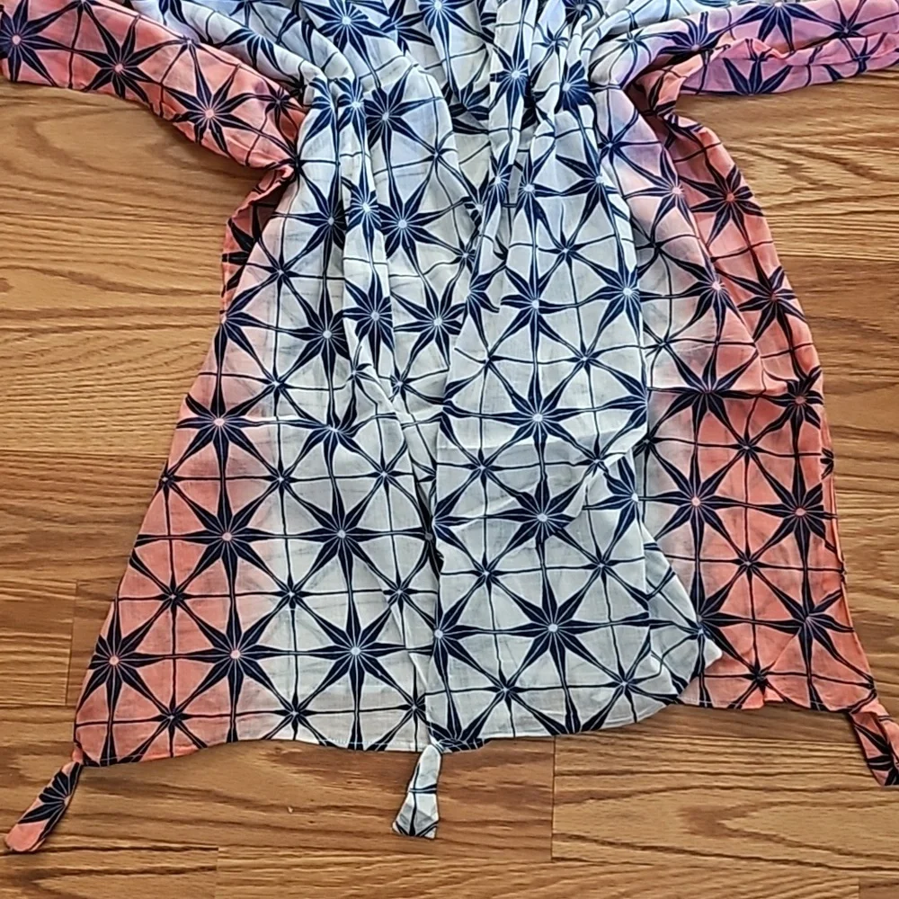 Roberta Roller Rabbit Beach Shrug - Picture 3 of 4